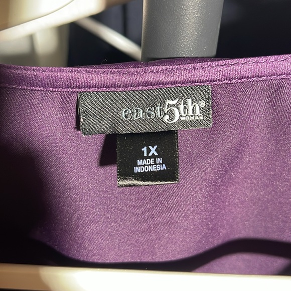 East 5th Purple blouse size 1x - Picture 3 of 4